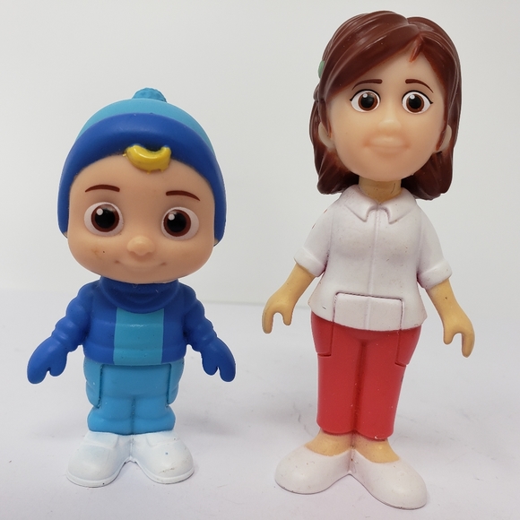 CocoMelon Winter JJ & Mother Mom Figures Replacement - Picture 8 of 12